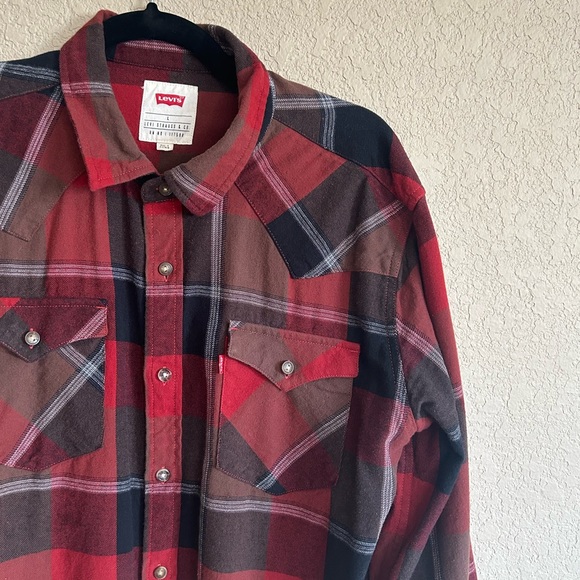 Levi’s Flannel, Men’s Large, Button Down - Picture 4 of 7